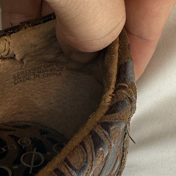 BORN B.O.C. PEGGY Coffee Brown Tooled Leather Nursing Work Clogs BC6630 US 8.5 - Picture 7 of 12